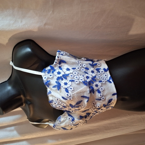Floral Lace Bralette with Blue Embroidery - Picture 3 of 5